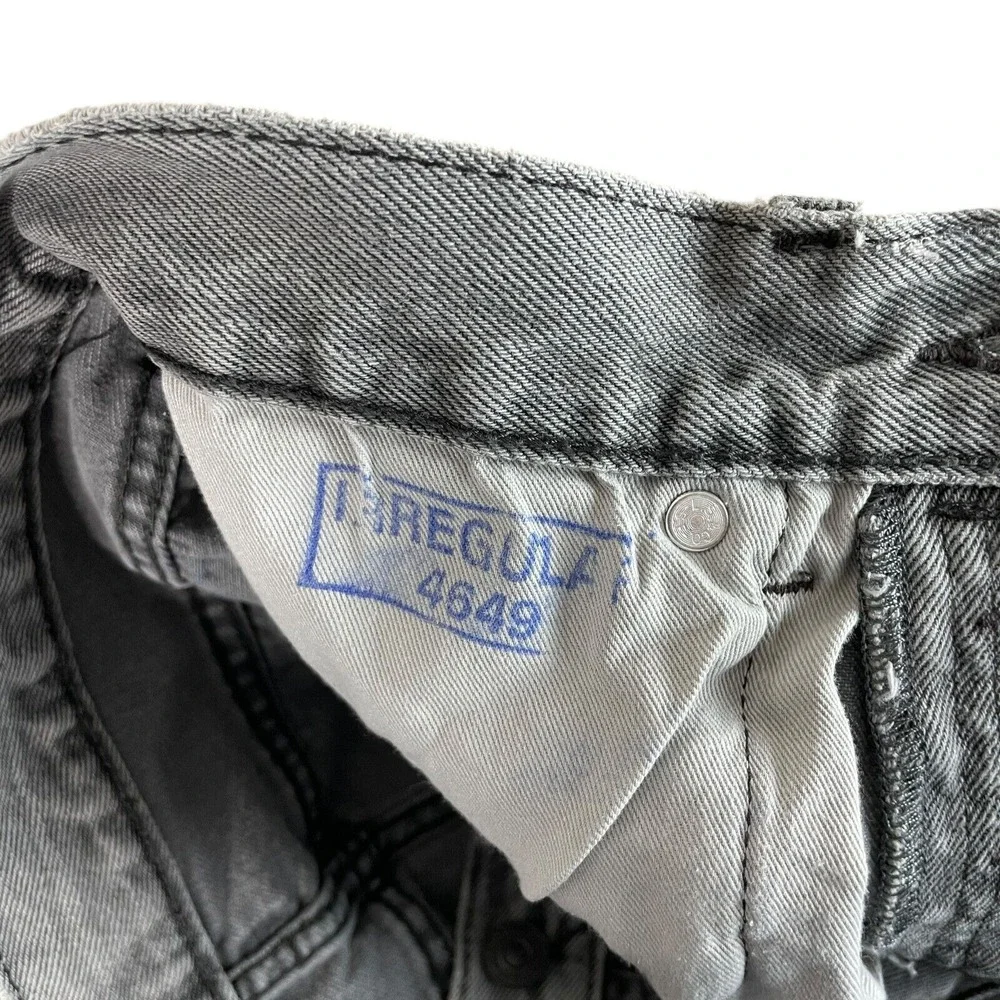 NEW Levis Mens 501 Original Jeans (Actual 28x31) Button Fly Gray Denim $69‎